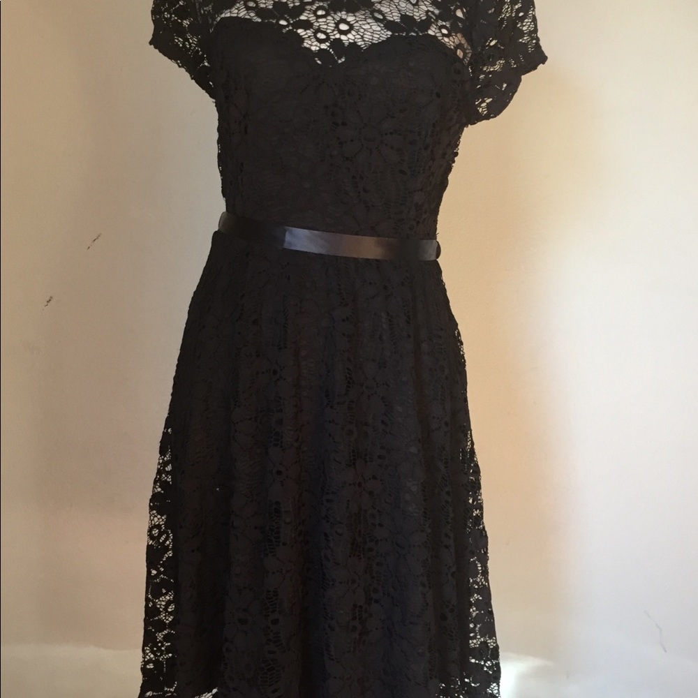 Jireh Clothing, Black lace dress